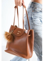 Capone Outfitters حقيبة كتف نسائية من الجلد من بادوفا