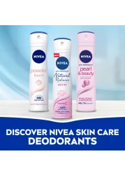 نيڤيا مزيل للعرق للنساء، ناتشورال راديانس، بخاخ 150 مل عبوة تحتوي على ٣