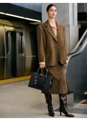 Women s Faux Crocodile Embossed Black Tote Bag Large Capacity Shoulder Bag Handbag Crossbody Bag Simple Crocodile Pattern Tote Bag Faux Leather Shoulder Bag Women s Classic Handbag Business Casual Wom