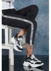 Dark Seer حذاء رياضي نسائي أسود مدخن