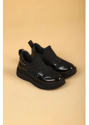 layki حذاء مشي نسائي أسود من Nexus - تصميم ملون