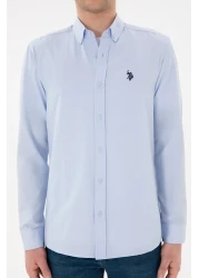 U.S. Polo Assn. قميص رجالي أساسي بأكمام طويلة باللون الأزرق الفاتح 50296777 -VR003
