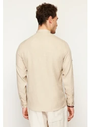  Collection قميص ذو مظهر كتان مريح ذو طية صدر السترة بقصة ضيقة TMNSS24GO00031