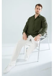 YXC Trend Maker قميص كتان كبير الحجم من القطن ذو قصة مريحة باللون الكاكي للرجال (المنتج ذو قصة واسعة)