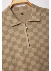  Collection تي شيرت بياقة بولو كبيرة الحجم من فرو المنك منقوش/مربعات برقبة بولو TMNSS25PO00035