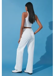  Collection جينز أبيض عالي الخصر وواسع الساق TWOSS24JE00140