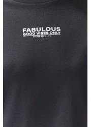  Collection تي شيرت أنثراسايت 100% قطن مطبوع من الأمام والظهر كبير الحجم/مقاس واسع تي شيرت محبوك TWOSS24TS00183