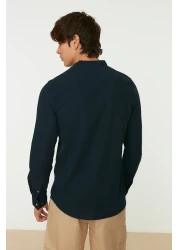  Collection قميص ذو طية صدر السترة بقصة ضيقة باللون الأزرق الداكن - 100% قطن، نصف فتحة، أزرار TMNSS20GO0097