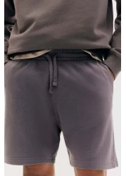 H&M شورت رياضي بقصّة عادية