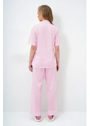 Trend Alaçatı Stili طقم بيجامة وقميص وبنطلون مخطط بأكمام وأرجل مزدوجة وردي اللون للنساء PJM-X13918