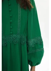 Hooopstore فستان أخضر مع تفاصيل شريطية زهرية