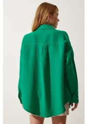 Happiness İstanbul Women's Green Pocket Oversize Muslin Shirt MX00150