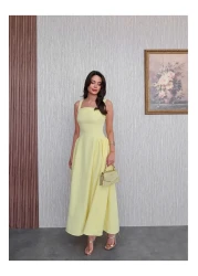 ESRAHELVACI فستان بياقة مربعة وأشرطة سميكة بطول متوسط