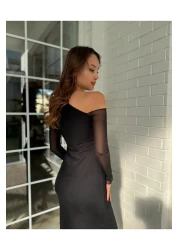 Daçem Hira فستان من التول متوسط ​​الطول مكشوف الكتفين