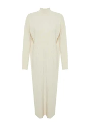  Modest فستان تريكو بياقة حجرية TCTAW24EB00015