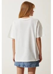 Happiness İstanbul Women's White Crew Neck Embroidered Oversize Knitted T-Shirt NJ00142