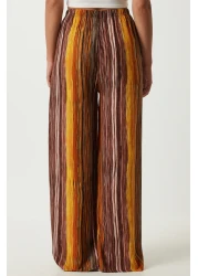 Happiness İstanbul بنطلون بالازو فسكوزي منقوش باللون البني للنساء EN00606