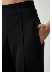 Happiness İstanbul Women's Black Stretchy Sweatpants BF00090