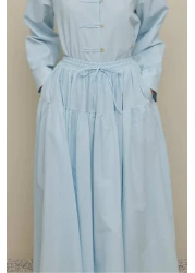 Fahhar تنورة واسعة منفوخة باللون الأزرق الفاتح