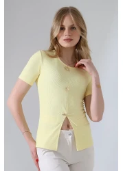 Butik Beyza Lycra Blouse with Sun Button Detail