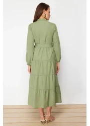  Modest فستان منسوج بحزام كاكي فاتح وأزرار وطية صدر السترة TCTSS21EL3343