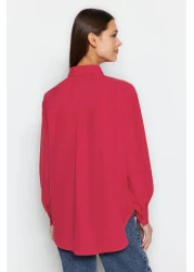  Collection قميص منسوج فضفاض بزهرة الرمان TWOAW20GO0107