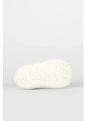 Vicco حذاء رياضي أبيض للجنسين من Yaomi Basic الخطوة الأولى