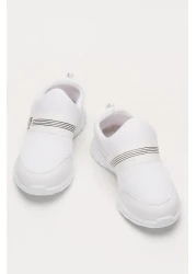 Liger حذاء رياضي للأطفال خفيف الوزن ومرن للجنسين باللون الأبيض