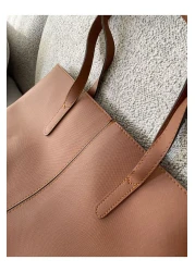 Emma Carter حقيبة مايا كبيرة الحجم - حقيبة تسوق بنية