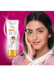 فير آند لفلي كريم الوجه مع فيتامينات متعددة متقدمة بعامل حماية من الشمس SPF 30 لبشرة متوهجة 100 غرام