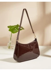 حقيبة هوبو اصطناعية من الجلد اللامع بسيطة، مثالية لمهرجان الموسيقى