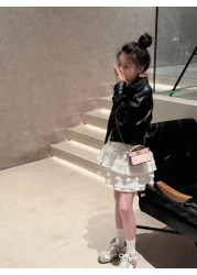 حقيبة كتف مزدوجة الوجه من الجلد الصلب بطراز الماكرون الموضة نفسها التي ترتديها المشاهير ، مقفلة بسلسلة كتف مت