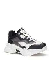 Dark Seer حذاء رياضي نسائي أسود مدخن