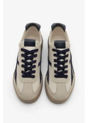 Marjin حذاء رياضي نسائي برباط من Alvena باللون الأزرق الداكن