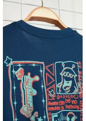  Collection تي شيرت قطني مطبوع كبير الحجم باللون الأزرق الداكن - TMNSS23TS00168
