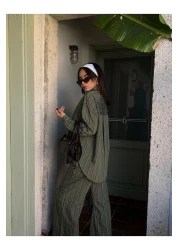 minaaise طقم قميص وسروال من قماش الفيسكوز ذو قصة واسعة مخطط باللون الأخضر للنساء 29046