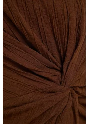  Modest فستان منسوج بعقدة أمامية وسحاب باللون البني TCTSS23EB00137