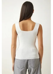 Happiness İstanbul بلوزة تريكو نسائية بياقة مربعة وشيالات عريضة حزمة من قطعتين باللونين الأبيض والأسود US00822