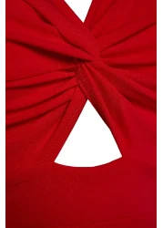  Collection فستان محبوك قصير بحزام مناسب من الكريب الأحمر ومفصل ومزين بفتحة رقبة على شكل قلب TWOSS23EL02097