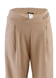  Collection بنطلون بيج بطبعة مفصلة بأرجل واسعة/قصة مريحة وخصر محبوك غير متماثل TWOAW23PL00389