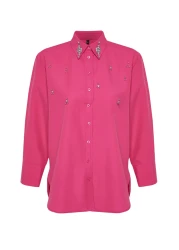  Collection قميص فوشيا منسوج - تفاصيل حجرية، مقاس عادي TWOSS24GO00069