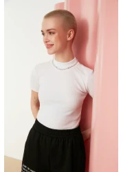  Collection White Fitted High Collar Crop Ribbed Stretchy Knitted Blouse TWOSS21BZ0780