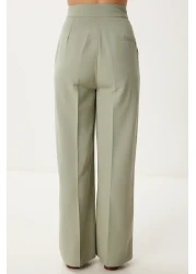Happiness İstanbul بدلة سروال Palazzo من الكتان الأخضر للنساء من Çağla BV00126