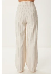 Happiness İstanbul بدلة بنطلون نسائية من الكتان المخطط باللون الأسود الكريمي BV00129