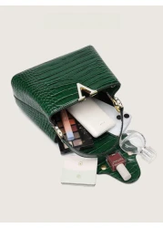 Luxury Brand Women s Handbag Crocodile Texture High Quality Shoulder Bag 2025 New Fashion Versatile Large Capacity Tote Bag Retro Casual Street Wear Minimalist Celebrity Style Glossy Shoulder Bag Blac