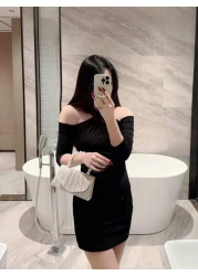 An Elegant Classic Pleated Design Evening Bag Romantic Faux Pearl Party Clutch Bag Luxury Satin Formal Dress Bag Flap Clutch With Chain Strap For Prom Perfectly Matching With New Years Outfit Excellen