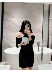 One Shiny Rhinestone Encrusted Box Shaped Evening Clutch Bag For Women Elegant Luxury Formal Dress Mini Bag For Romantic Wedding Bridal Party Prom Chain Shoulder Bag Square Purse Perfect For Party Wed