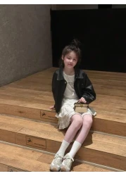 حقيبة كتف مزدوجة الوجه من الجلد الصلب بطراز الماكرون الموضة نفسها التي ترتديها المشاهير ، مقفلة بسلسلة كتف مت