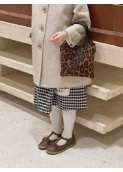 New Mini Handbag Contrast Color Versatile Phone Pouch Fashionable Accessory Bag This Is A Small Size With Compact Volume