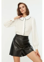  Collection قميص أبيض منسوج بتفاصيل مطرزة - مقاس عادي TWOAW21GO0302